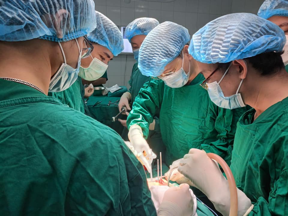 Bệnh nhân điều trị thoái hóa khớp gối bằng phương pháp tiêm huyết tương giàu tiểu cầu tại bệnh viện Bảo Sơn