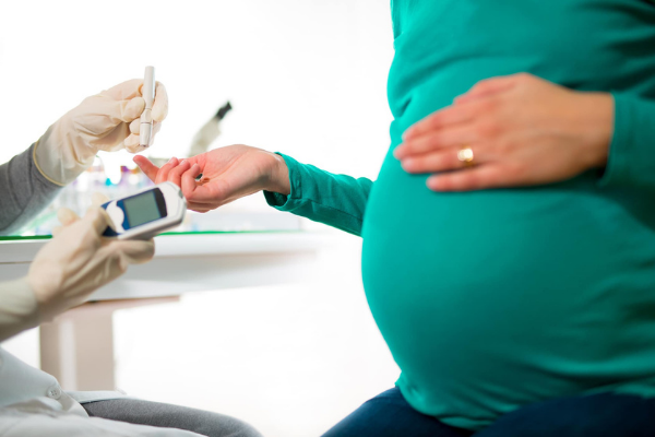 Tại sao phụ nữ mang thai cần xét nghiệm tiểu đường thai kỳ?