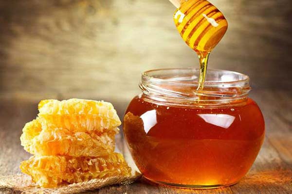 Sử dụng mật ong rất tốt cho hệ tiêu hóa
