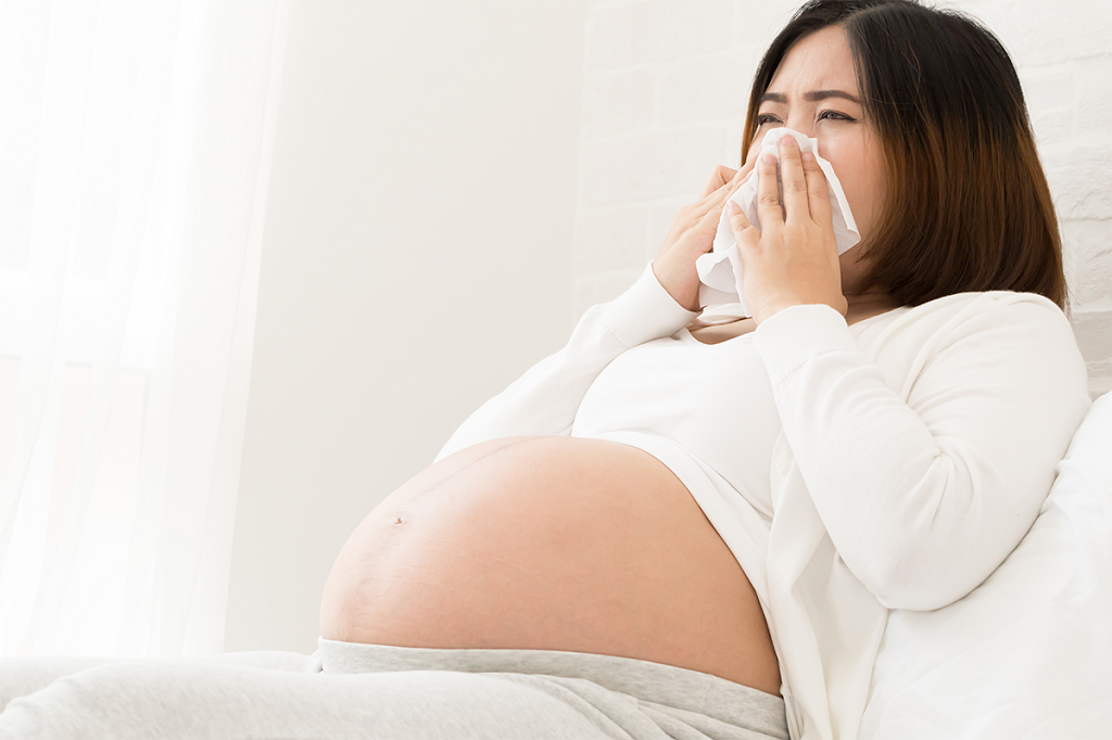 Triệu chứng nhiễm virus corona và mẹ bầu cần lưu ý để hạn chế lây nhiễm