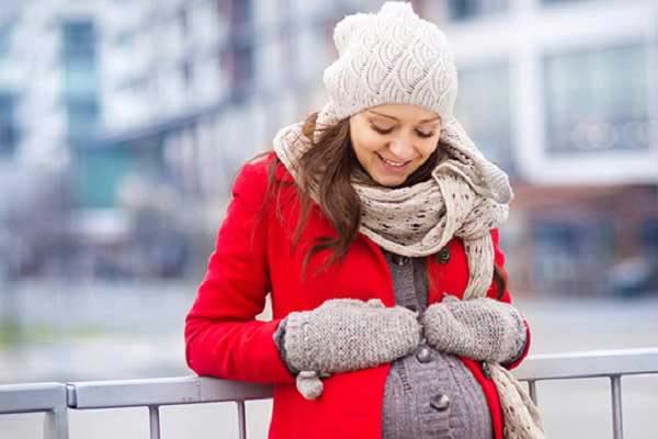 Những điều mẹ bầu cần lưu ý trên cơ thể vào mùa đông