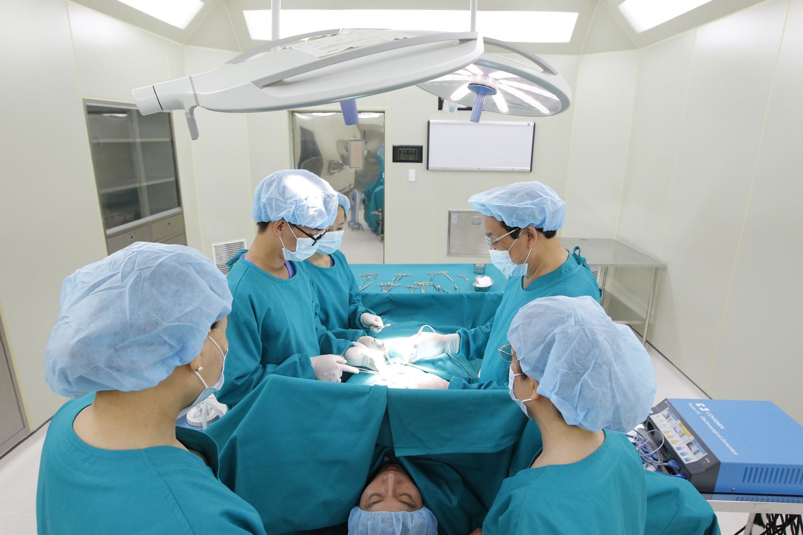  Phẫu thuật taị Bệnh viện Bảo Sơn