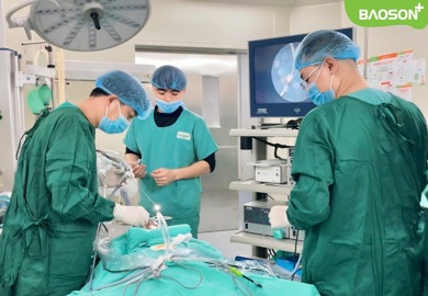 30 phút loại sạch VA quá phát bằng công nghệ Plasma cho nữ bệnh nhân 24 tuổi