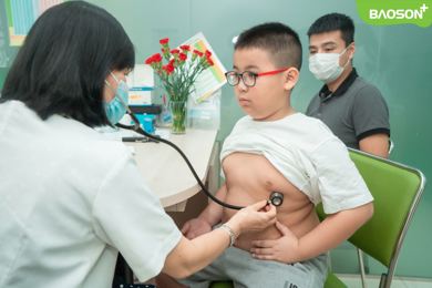 Cứ nghĩ “béo là khỏe” -  Bé trai 9 tuổi gánh hậu quả béo phì, thiếu chiều cao và nhiều vi chất quan trọng