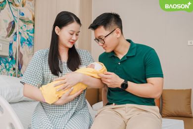 Ngỡ ngàng với hành trang đi đẻ của các hot tiktoker