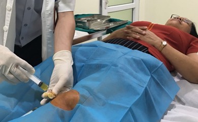 Tiêm huyết tương giàu tiểu cầu điều trị dứt điểm thoái hóa khớp gối