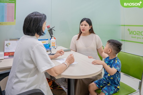 4 giai đoạn ba mẹ nên đưa trẻ đi khám sức khỏe tổng quát