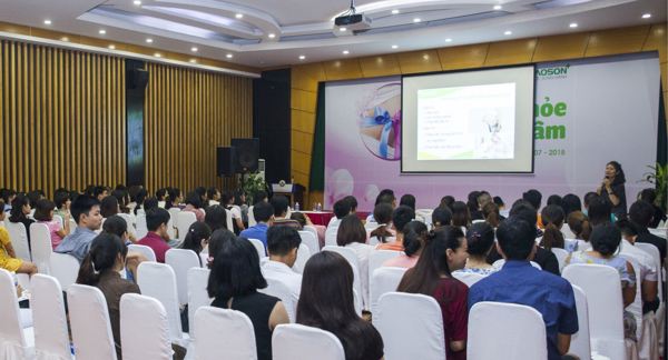 Hơn 100 mẹ bầu rộn ràng tham gia hội thảo “Thai kỳ khỏe – Mẹ an tâm”