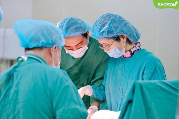 Chủ quan không điều trị, nữ bệnh nhân phải cắt tử cung toàn phần vì khối u xơ tử cung phát triển