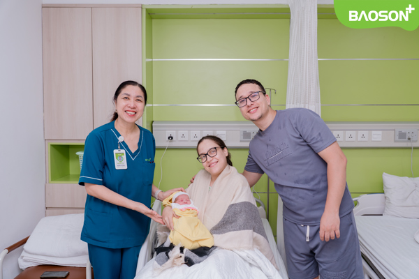 Xóa bỏ rào cản ngôn ngữ - Mẹ bầu Algeria an tâm theo dõi thai kỳ và vượt cạn tại Bảo Sơn